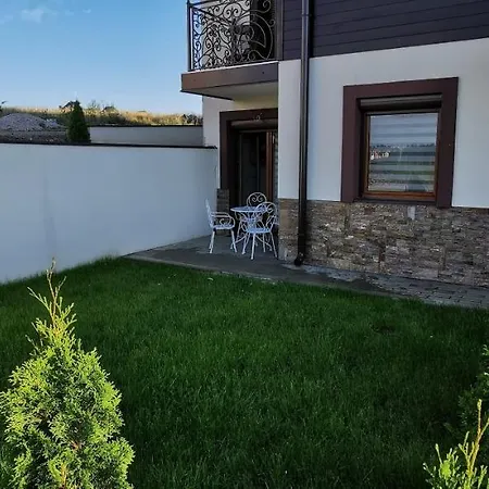 Sa Dvoristem Modesty Apartmán *