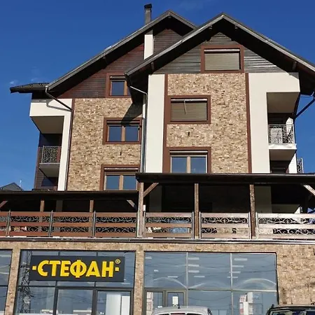 Sa Dvoristem Modesty Zlatibor