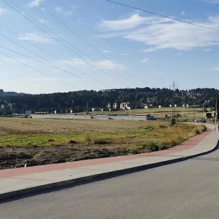 Sa Dvoristem Modesty *