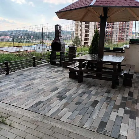 Sa Dvoristem Modesty Apartmán *