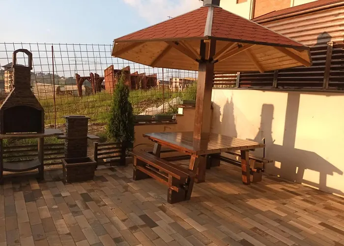 Sa Dvoristem Modesty Zlatibor